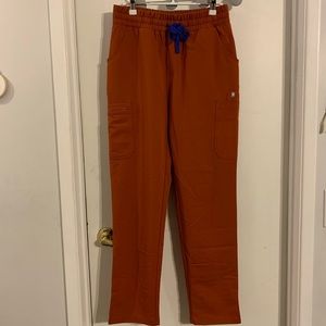 Figs auburn Yola scrub pants